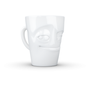 T018201_Mug_Verschmitzt_Weiss_0004.png